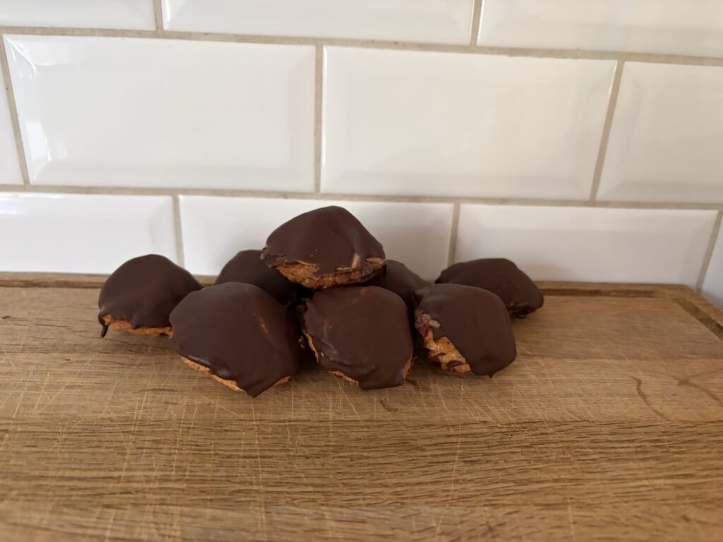 Choklad täckta Biskvier